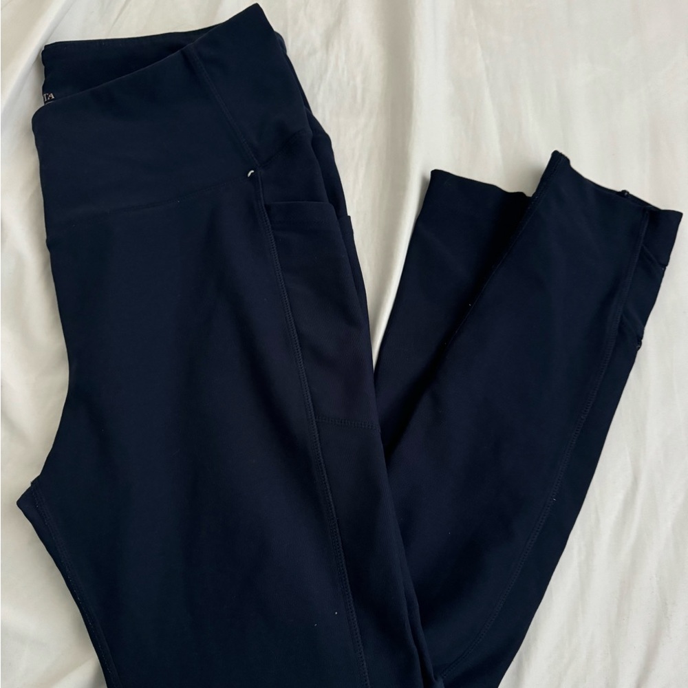 Blue leggings